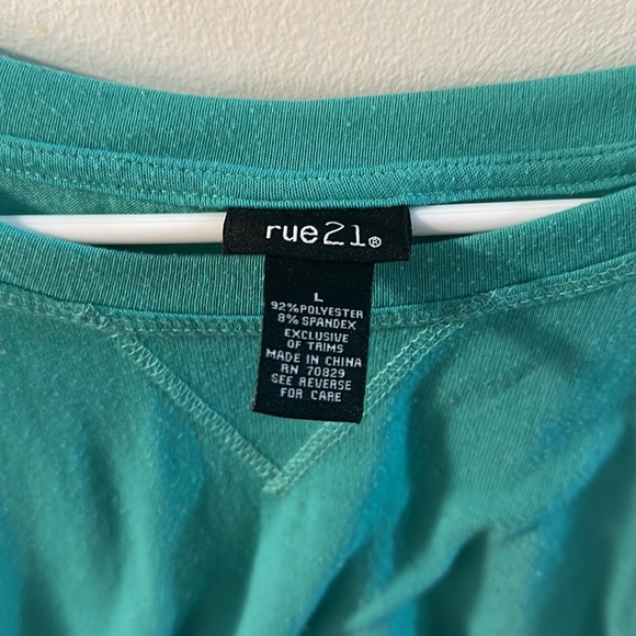 RUE21 Long sleeve shirt - Picture 4 of 5